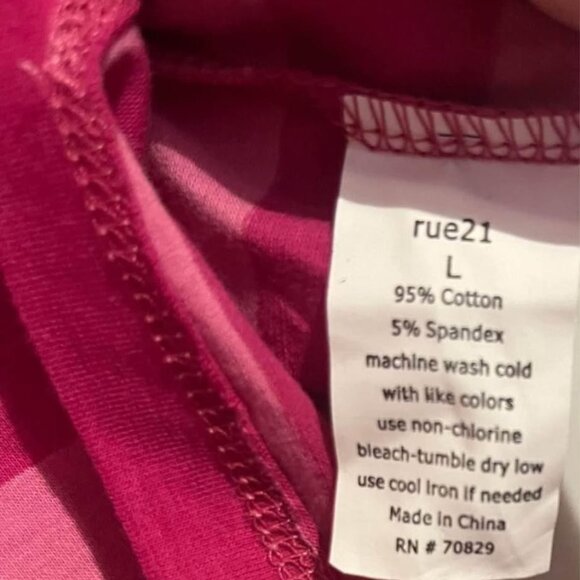Size Large Rue 21 pink stripe shirt. New with tags. - Picture 4 of 5